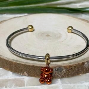 Brazalete Rígido con Dije de Osito Color Ámbar