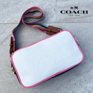 Bolso Bandolera Coach con Relieve de Carruaje