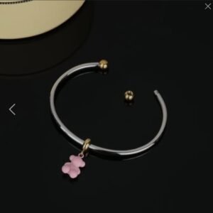 EGC-PU-0042 Brazalete Rígido con Dije de Osito Rosa